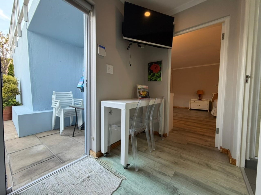 1 Bedroom Property for Sale in Penzance Estate Western Cape